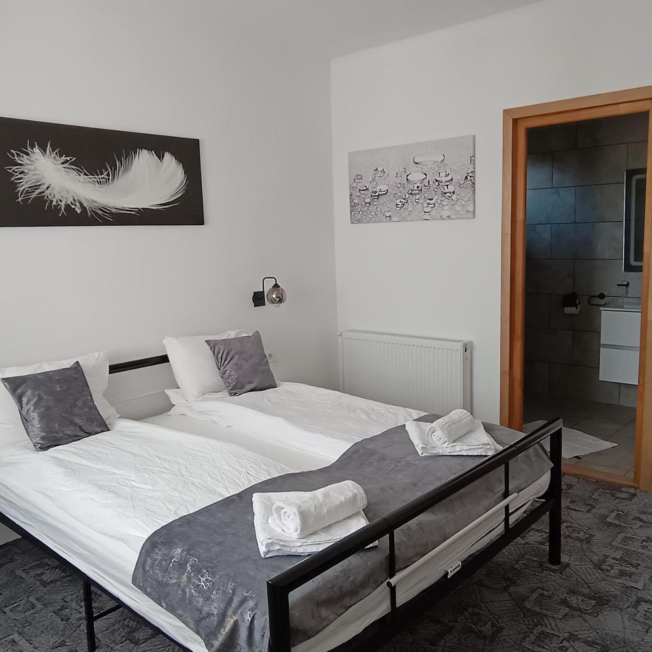Hotel Check-In Kaya Sibiu Exteriér fotografie